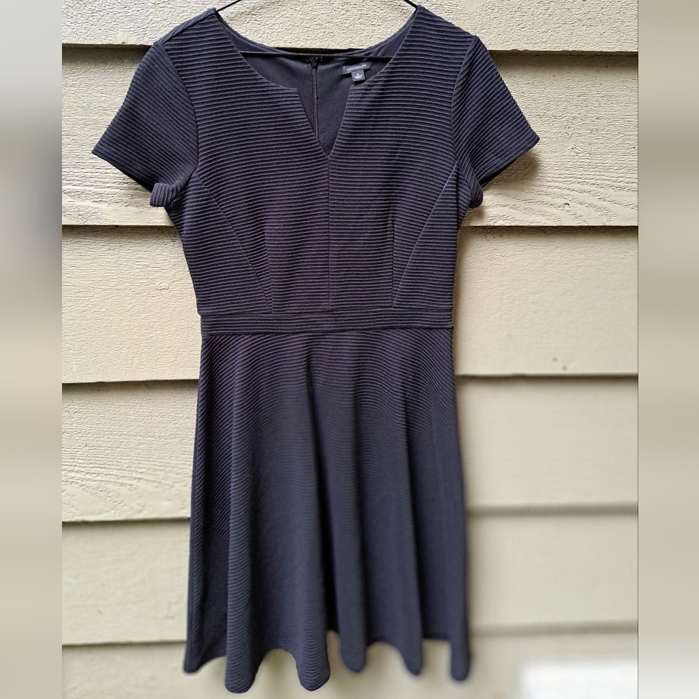 New ANN TAYLOR Black Cotton Fit + Flare Short Sleeve Ribbed Dress - 6